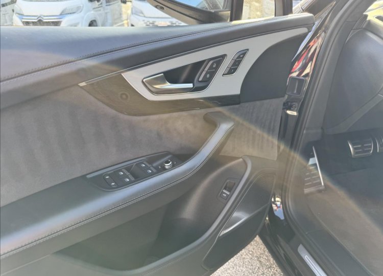 Audi SQ7, 4,0 TOP STAV TDi