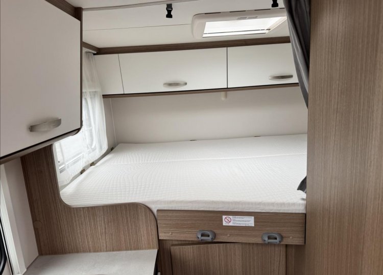 Carado , 2,2 V132 HDi obytný automobil