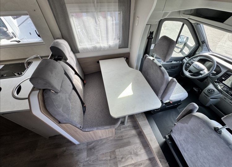 Carado , 2,0 T338 TDCi obytný automobil