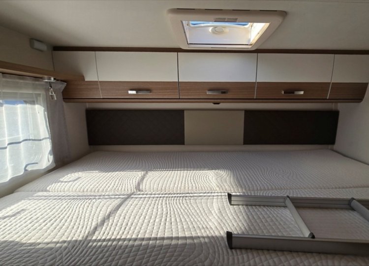 Carado , 2,3 A 464 MJTD obytný automobil