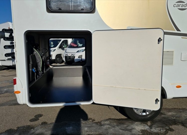 Carado , 2,3 A 464 MJTD obytný automobil