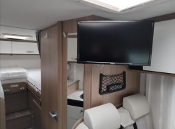 Carado , 2,2 V 337 HDi obytný automobil