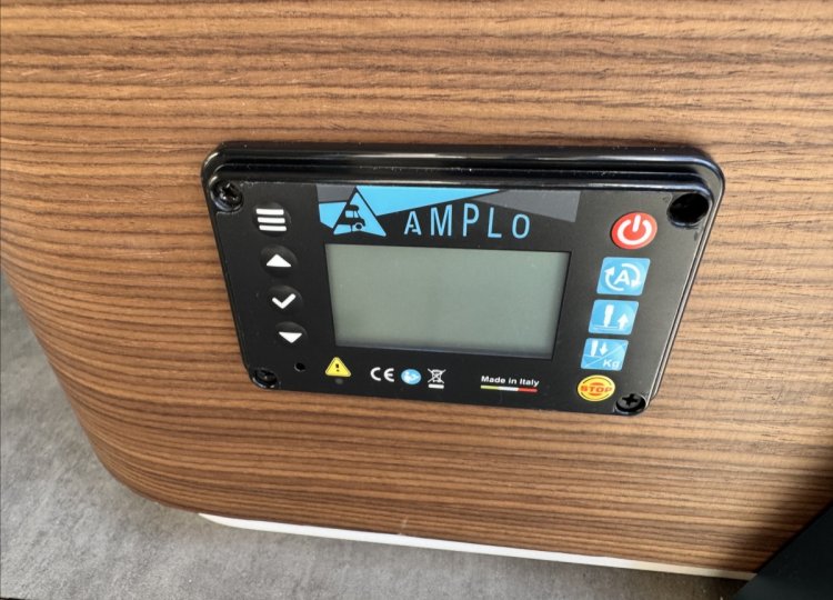 Laika Kreos, 2,2 KREOS 5009 MJT obytný automobil