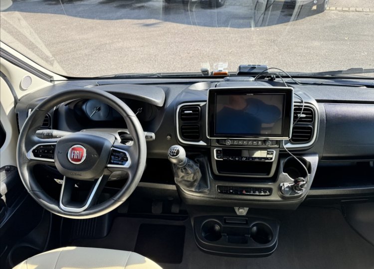 Laika Kreos, 2,2 KREOS 5009 MJT obytný automobil