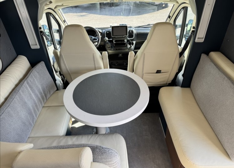 Laika Kreos, 2,2 KREOS 5009 MJT obytný automobil