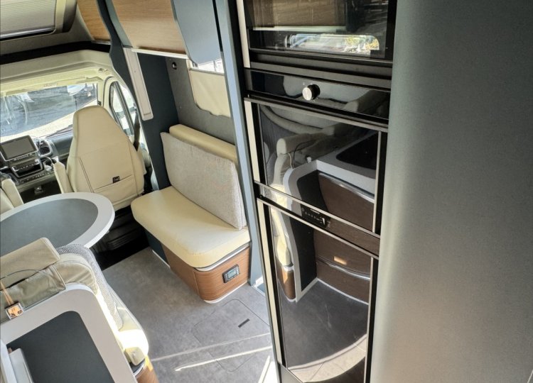 Laika Kreos, 2,2 KREOS 5009 MJT obytný automobil