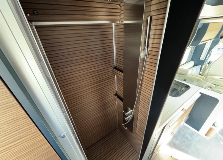 Laika Kreos, 2,2 KREOS 5009 MJT obytný automobil