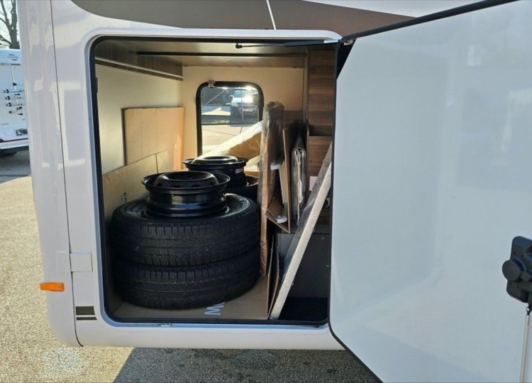 Laika Ecovip, 2,2 L 3009 MJT obytný automobil