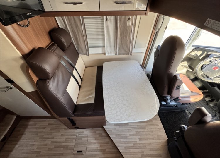 LMC Ostatní, 2,3 I 665 SPORT MJT obytný automobil