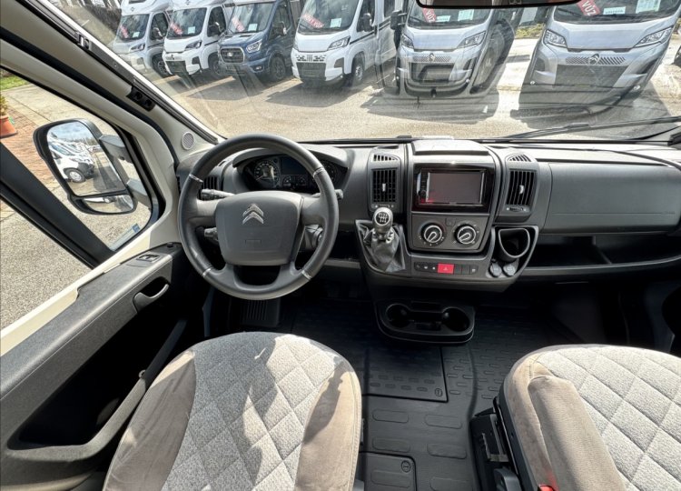 Carado , 2,2 T 338 HDi obytný automobil