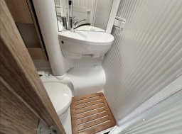 Carado , 2,2 T 338 HDi obytný automobil