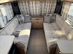 Coachmen , VIP 520 obytný přívěs