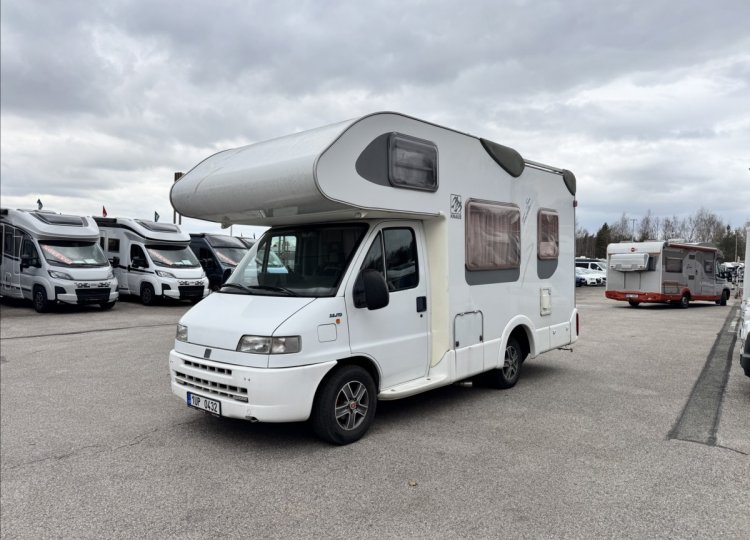 Knaus , 2,8 Sun Traveller JTD obytný automobil
