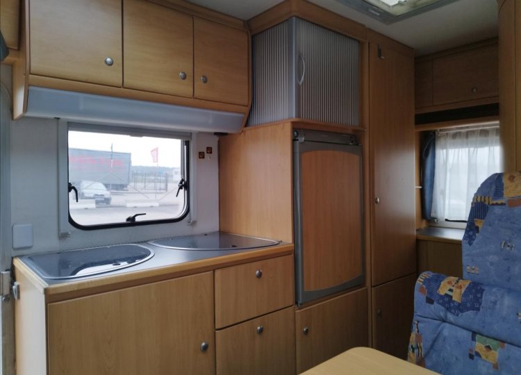 Knaus , 2,8 Sun Traveller JTD obytný automobil