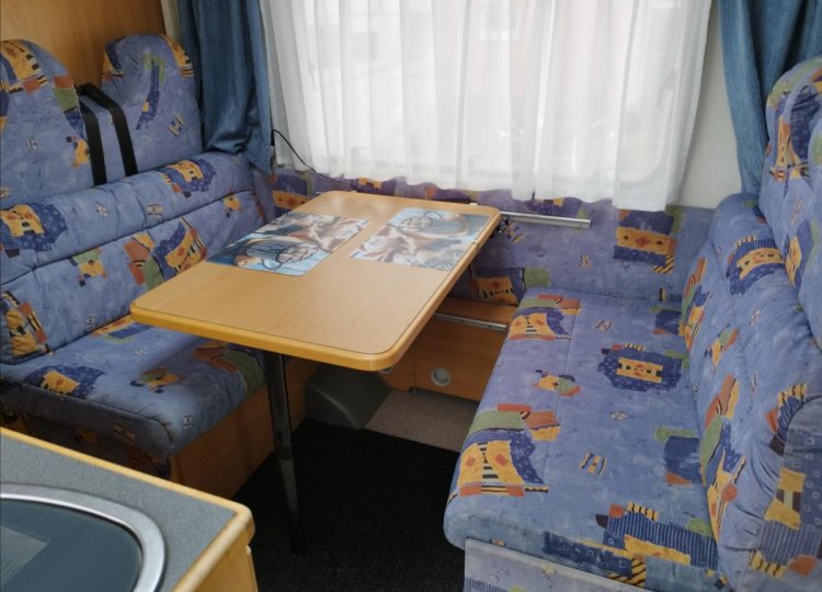 Knaus , 2,8 Sun Traveller JTD obytný automobil