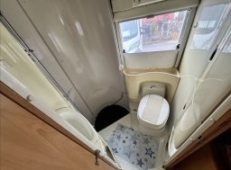 Knaus , 2,8 Sun Traveller JTD obytný automobil