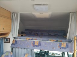 Knaus , 2,8 Sun Traveller JTD obytný automobil