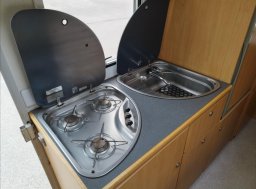 Knaus , 2,8 Sun Traveller JTD obytný automobil