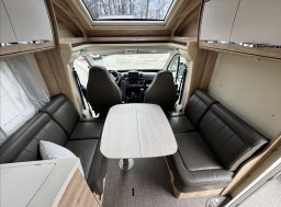 Eura Mobil , 2,3 PROFILA RS 720ES MJT obytný automobil