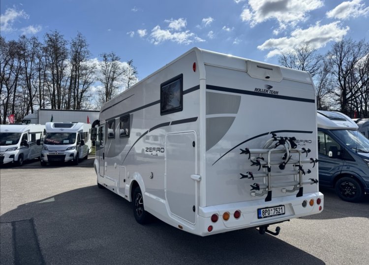 Roller Team , 2,3 ZEFIRO 284+ MJT obytný automobil