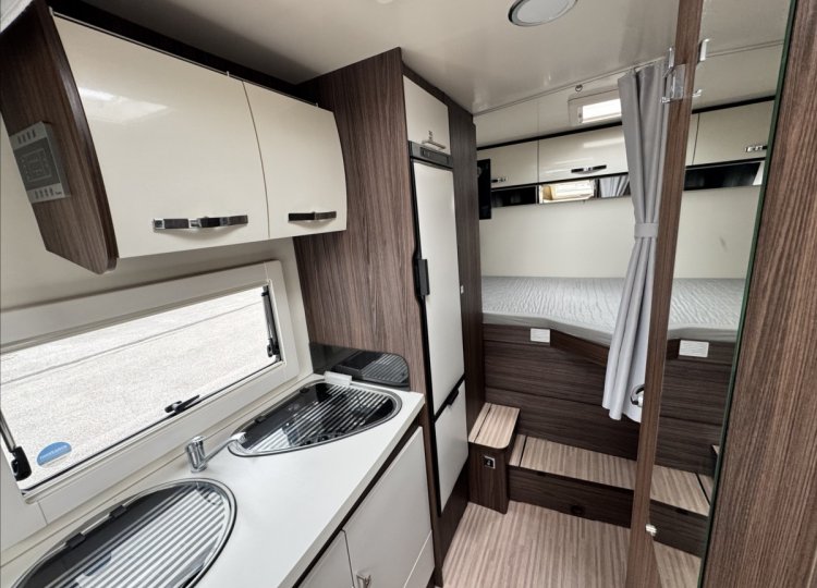 Benimar , 2,0 Tessoro 440 TDCi obytný automobil