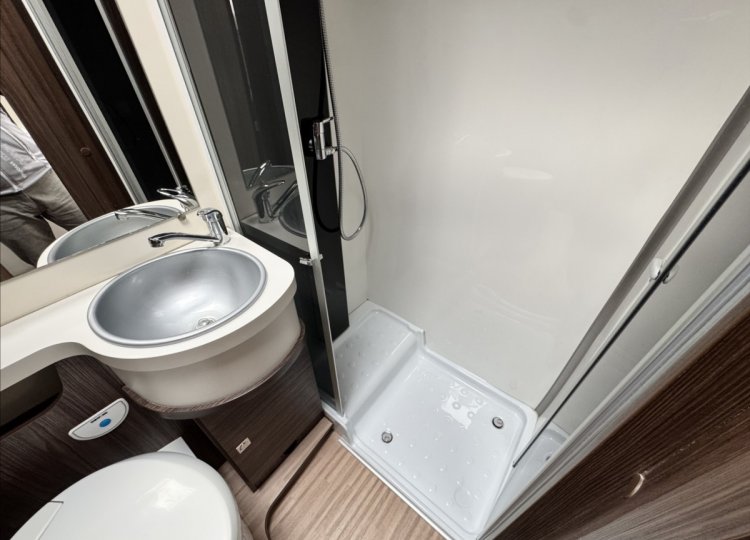 Benimar , 2,0 Tessoro 440 TDCi obytný automobil