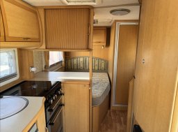 Ostatní , SWIFT Impression 500 obytný přívěs