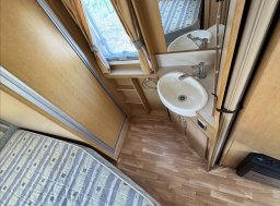 Ostatní , SWIFT Impression 500 obytný přívěs