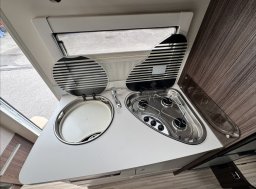 Benimar , 2,0 Tessoro 440 TDCi obytný automobil