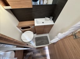 Weinsberg , W51 obytný přívěs