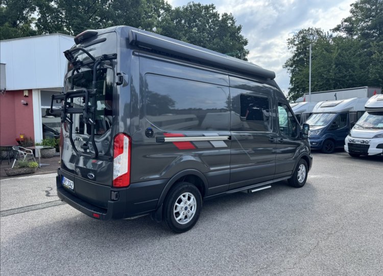 LMC , 2,0 Innovan 590 TDCi obytný automobil