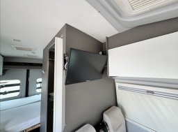 LMC , 2,0 Innovan 590 TDCi obytný automobil
