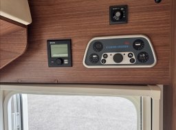 Eura Mobil , 2,3 IL655EB MJTD obytný automobil