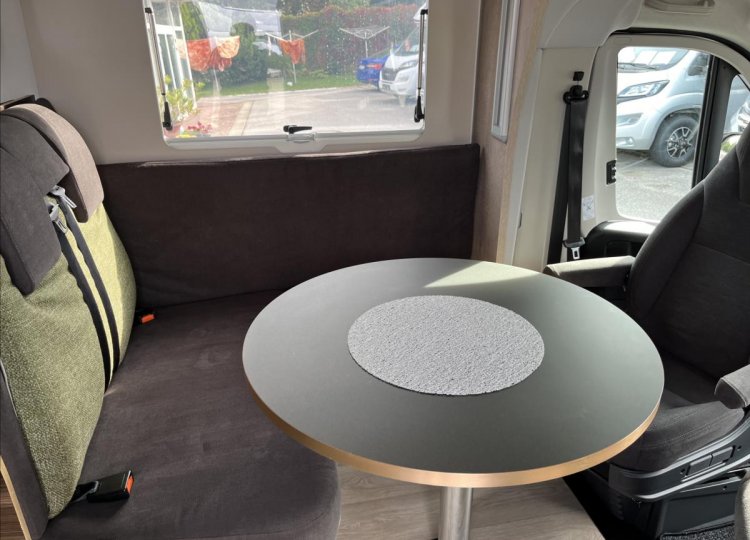 Laika Ecovip, 2,2 L 3009 MJTD obytný automobil