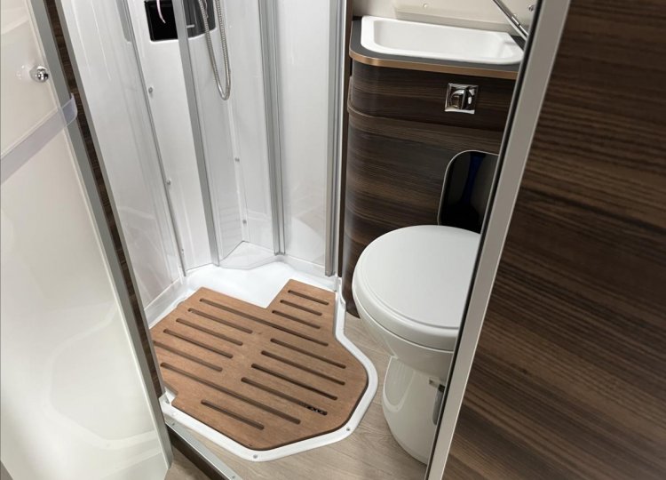 Laika Ecovip, 2,2 L 3009 MJTD obytný automobil