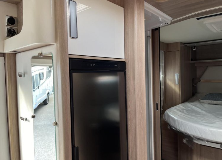 Laika Ecovip, 2,2 L 3412DS MJTD obytný automobil