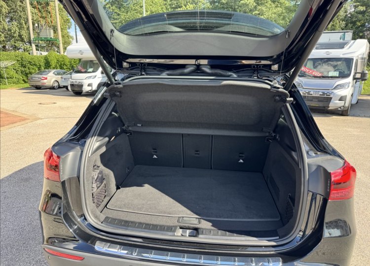 Mercedes-Benz GLA, 1,3 200