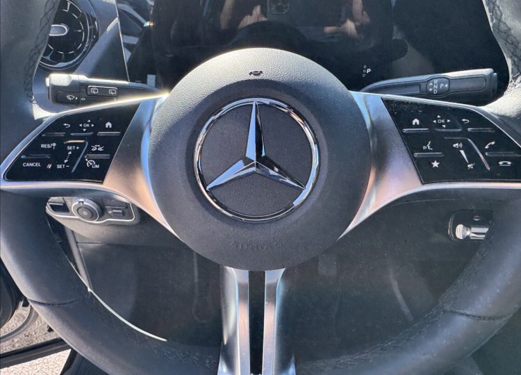 Mercedes-Benz GLA, 1,3 200