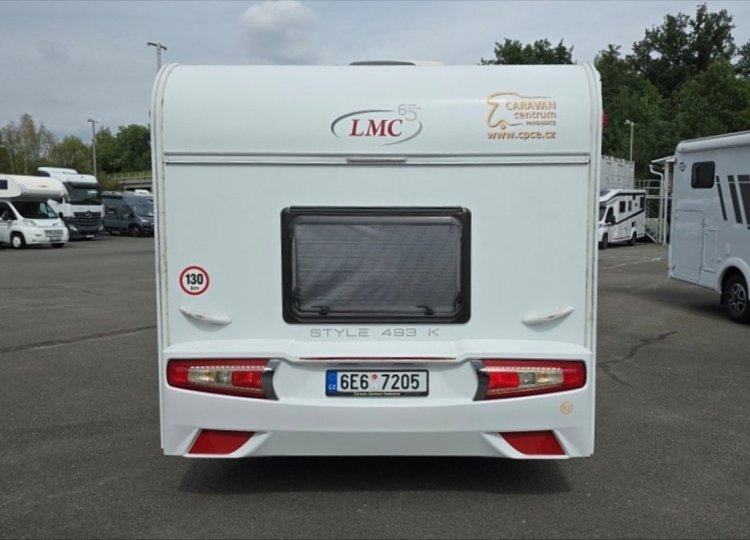 LMC , Style 493K obytný přívěs