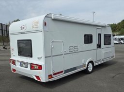 LMC , Style 493K obytný přívěs