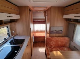LMC , Style 493K obytný přívěs