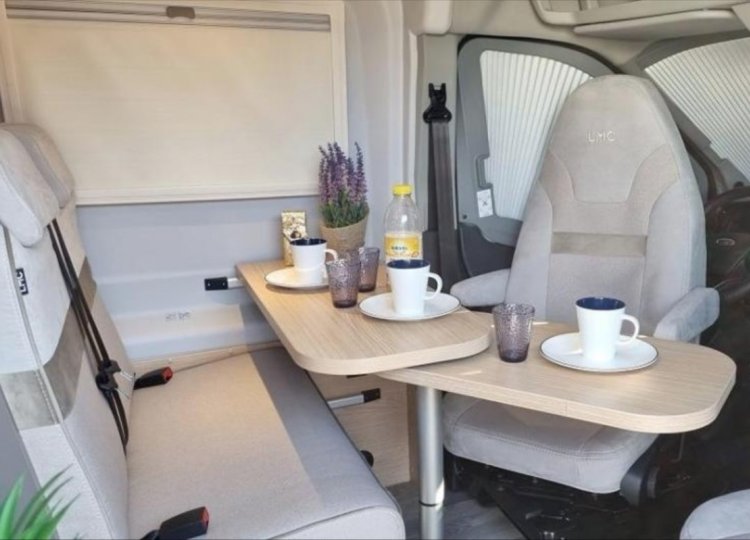LMC , 2,0 Innovan 590 TDCi obytný automobil