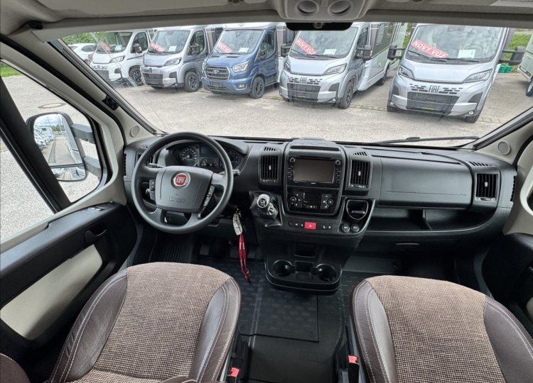LMC , 2,3 Breezer A714 MJT obytný automobil