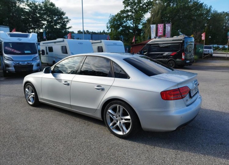 Audi A4, 2,0 TDi
