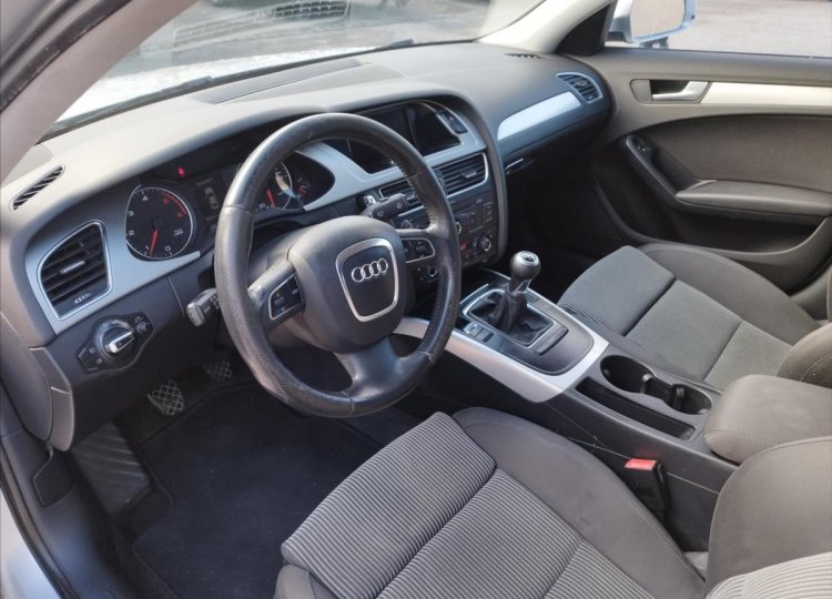 Audi A4, 2,0 TDi