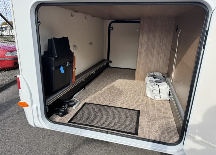 Carado , 2,3 I449 MJT obytný automobil