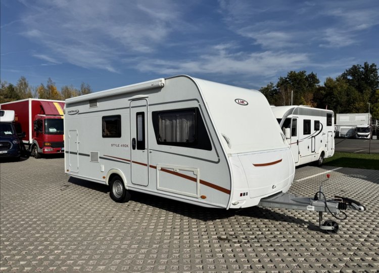 LMC , Style 490K obytný přívěs