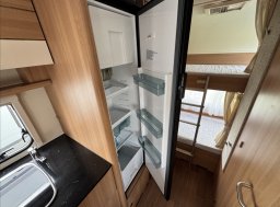 LMC , Style 490K obytný přívěs